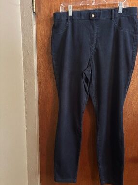 Womens Time and Tru Black Jeans Size XL-15to18 Pull on